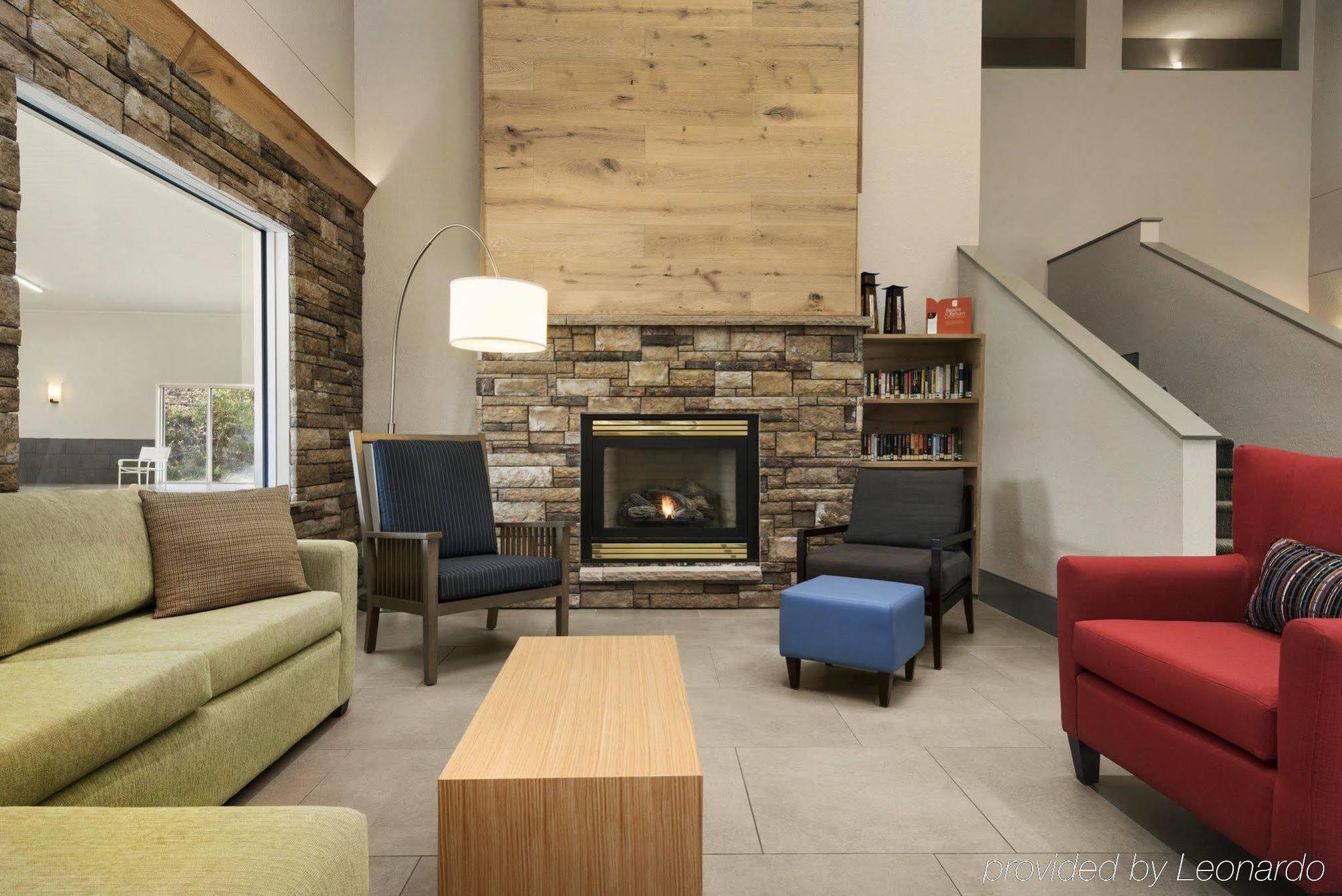 Country & By Radisson, Platteville, Wi Hotel