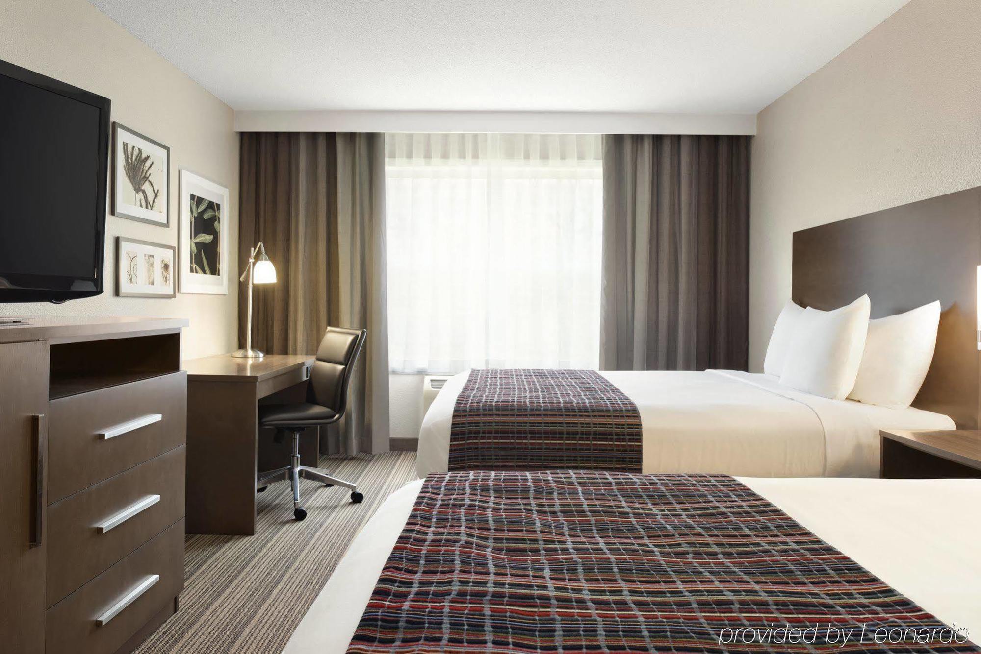 Country & By Radisson, Platteville, Wi